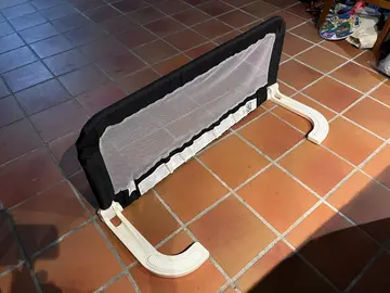Barrière de lit enfant portable