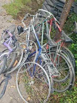 vélos à réparer