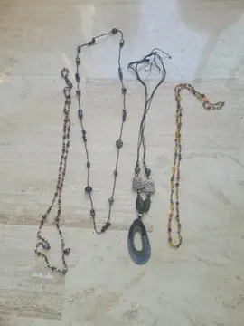 Lot de bijoux