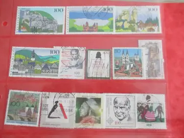 13 timbres oblitérés Allemagne 1996