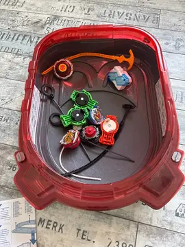 arène et toupies beyblade