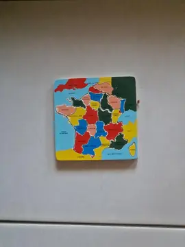 Petit puzzle en bois régions de France