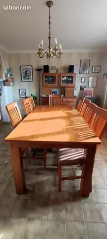 Table en bois massif
