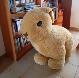 lapin en peluche géant
