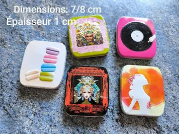 Petites boites métallique