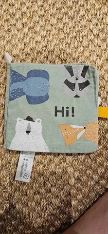 livre tissu bébé
