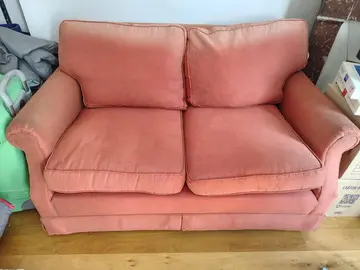 canapé petit et confortable