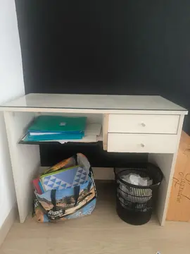 bureau bois et son plateau verre