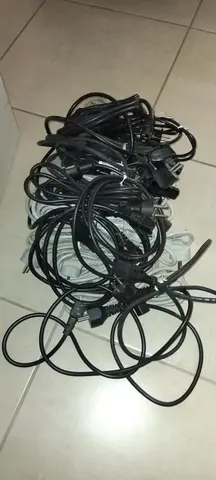 28 câbles alimentation iec c13