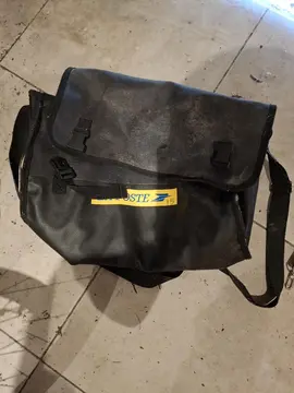 sacoche la poste facteur