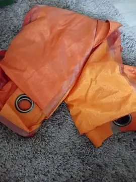 2 rideaux orange
