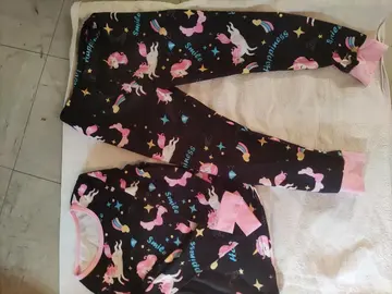 pyjama licorne (4-6 ans )fille.