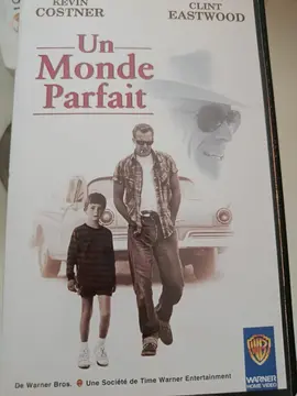 Cassette vidéo un monde parfait