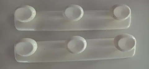 2 porte-manteaux muraux plastique blanc