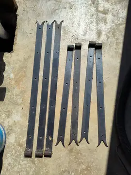 Penture pour porte ou portail bout queue de carpe en acier traité - noir