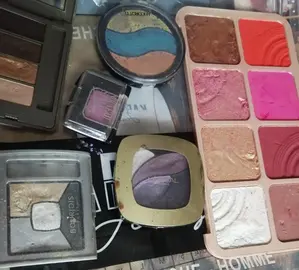Maquillage entamé