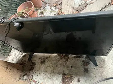TV LG 80cm