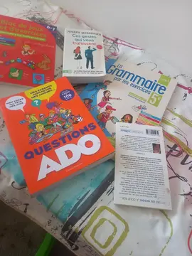 lot de livre jeux/ado