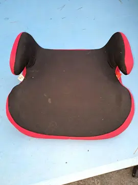 2 réhausseurs siège auto