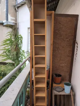 Etagère