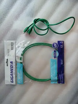 2 cables Ethernet pour ordi