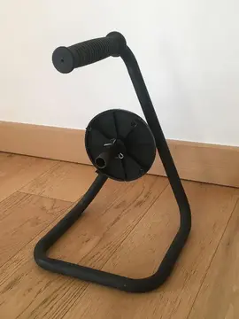 Pied d'enrouleur de câble électrique