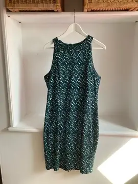 Robe sans manches taille 42