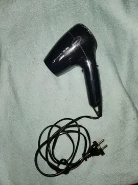 Petit sèche-cheveux, mini taille mais efficace