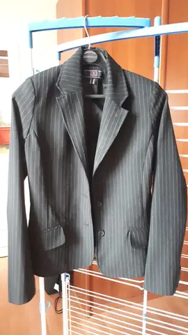 Veste noire de tailleur