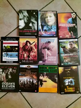lot d'une dizaine de DVD
