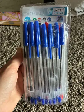 boîte stylos neuf