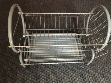 ÉGOUTTOIR