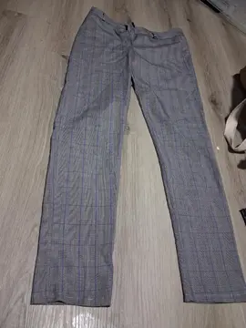pantalon a carreaux gris