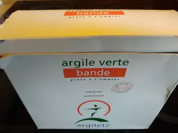 Bandes d'argile verte