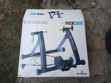 Home trainer avec résistance magnétique pour vélo