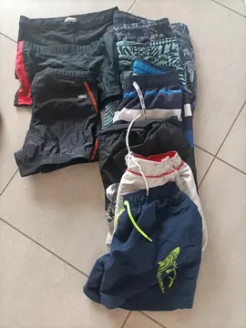 lot de maillots de bain/ shorts de bain 12-14ans