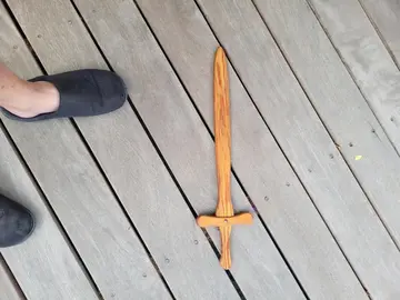 épée en bois