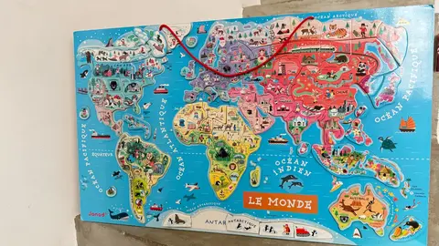 puzzle magnétique carte du monde