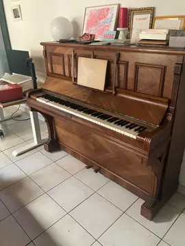 piano droit Elcke