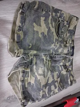 short militaire taille 40