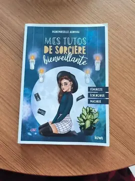 Livre : Mes tutos de sorcière bienveillante