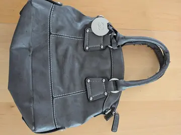 sac à main gris