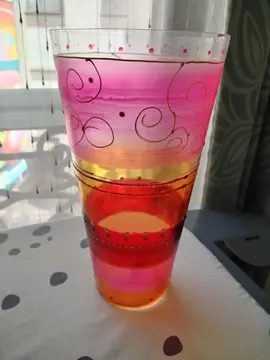 Vase rose