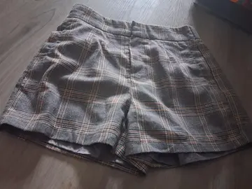 short gris a carreaux taille M