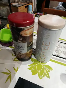 2 boîtes à dosettes