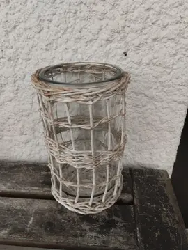 lanterne en osier et verre pour bougie