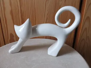 Figurine de chat en céramique