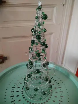 Cône porte-bougies décoratif vert et argent