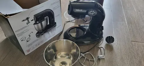 rRobot multifonctions