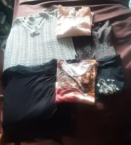 Carton de vêtements femme et homme